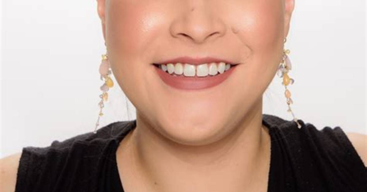 Mac Whirl Lipstick Review & Swatches: Is It Still a Must-Have?