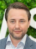 Vincent Kartheiser: the Charismatic Actor Who Stole Hearts on 'Angel' and Beyond